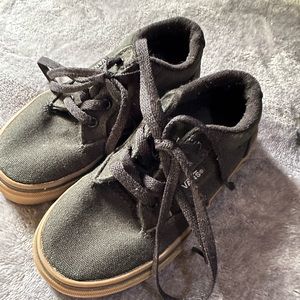 Toddler vans 11c